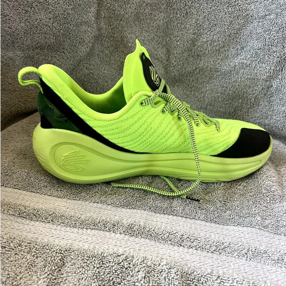 Under Armour Curry Flow 12 Extraterrestrial lime sneakers, Men's size 10
